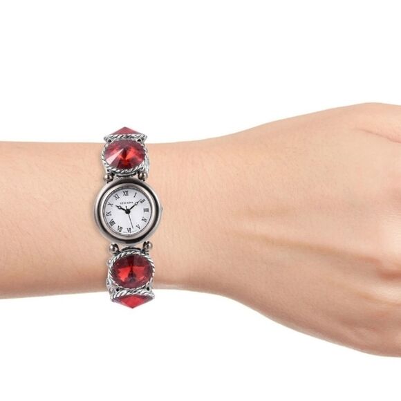 Strada Red Watch  - Picture 13 of 16